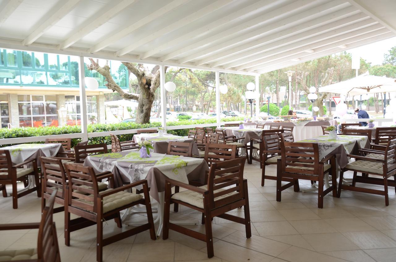 Hotel Mirage Milano Marittima Exteriör bild
